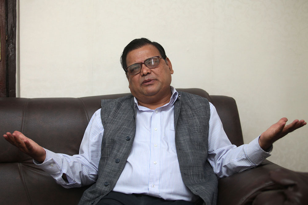 माओवादीभित्र गुटबन्दी गर्नेहरू ध्वस्त हुन्छन् : कृष्णबहादुर महरा