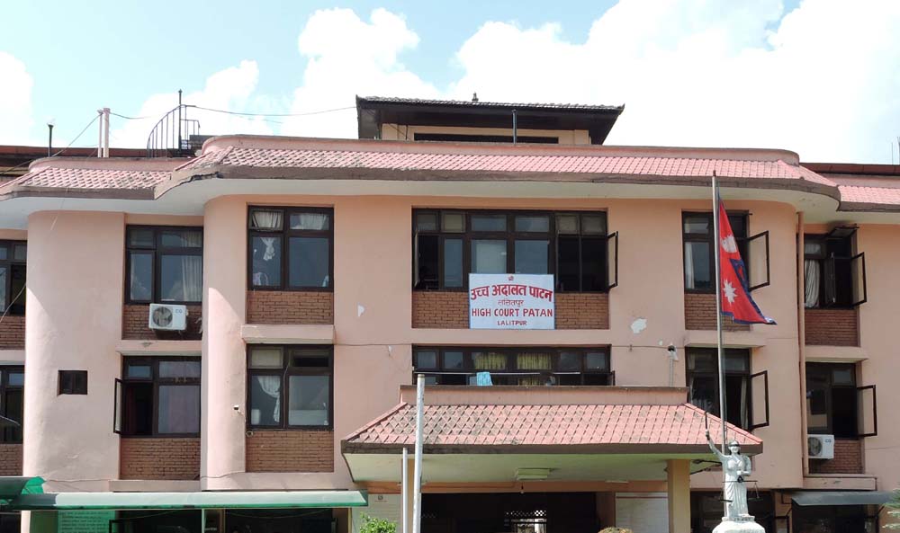 राजनीतिमा लागेका शिक्षकमाथि कारबाही गर्न उच्च अदालत पाटनको आदेश