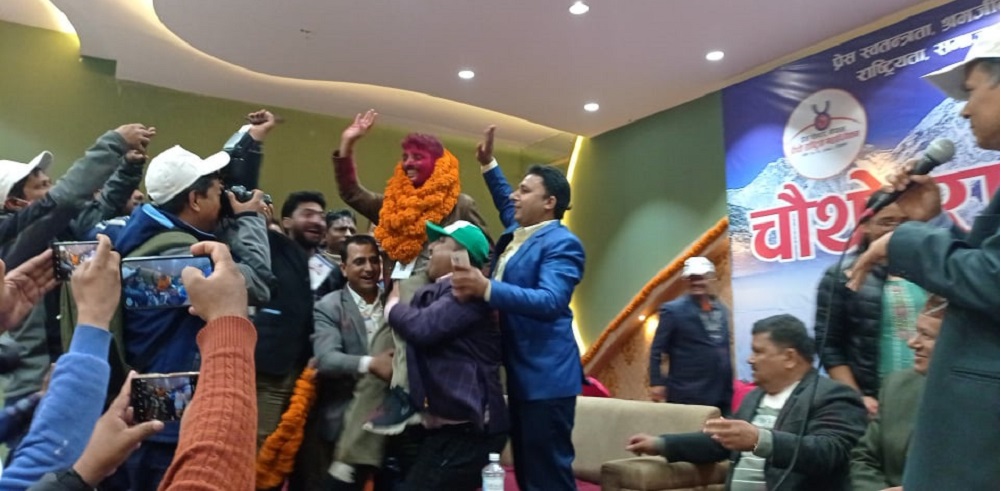 प्रेस सेन्टरको अध्यक्षमा विष्णु सापकोटा निर्वाचित