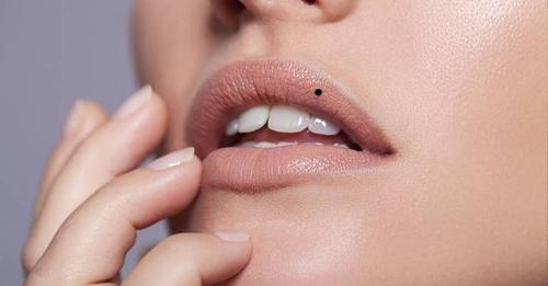 यी ४ ठाउँमा कोठी हुने महिला पुरुषसँग थुप्रिन्छ असिमित धन, तपाईमा पनि छ कि ?