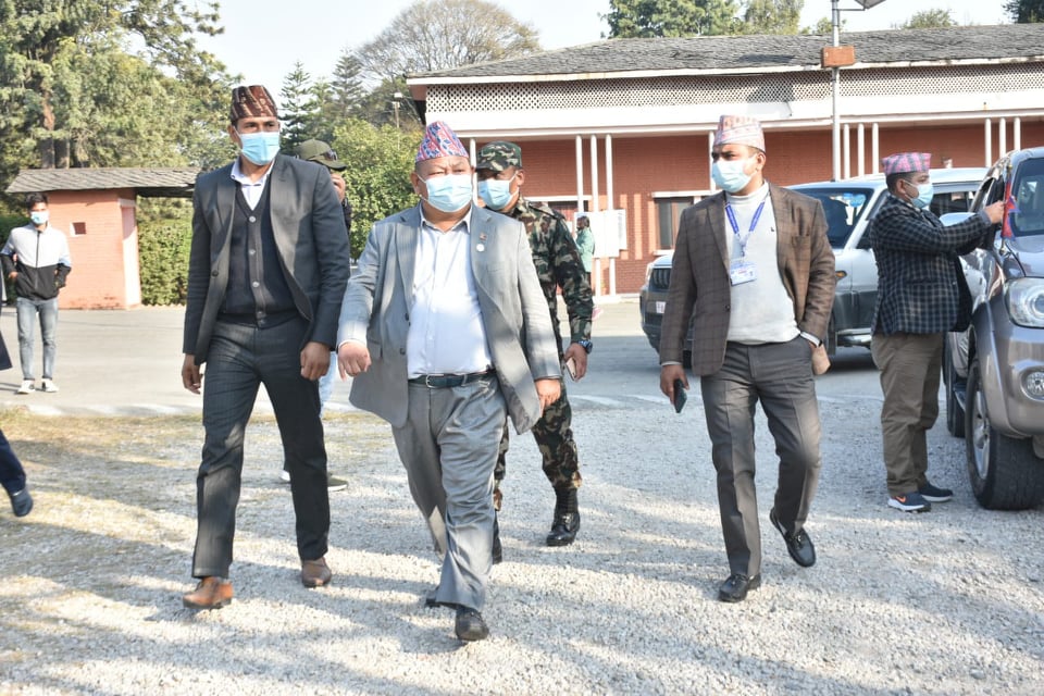 कोरोना संक्रमणमुक्त हुनेबित्तिकै ‘एक्शन-ओरियन्टेड’ मन्त्री आले काममा फर्किए