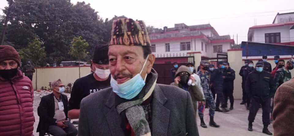 एमालेलाई गोलाप्रथाले पनि दिएन साथ, कांग्रेसका बस्नेत निर्वाचित