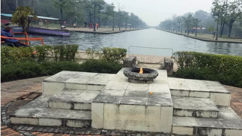 लुम्बिनीः पैँतीस वर्षदेखि निरन्तर कसरी बलिरहेको छ शान्तिदीप