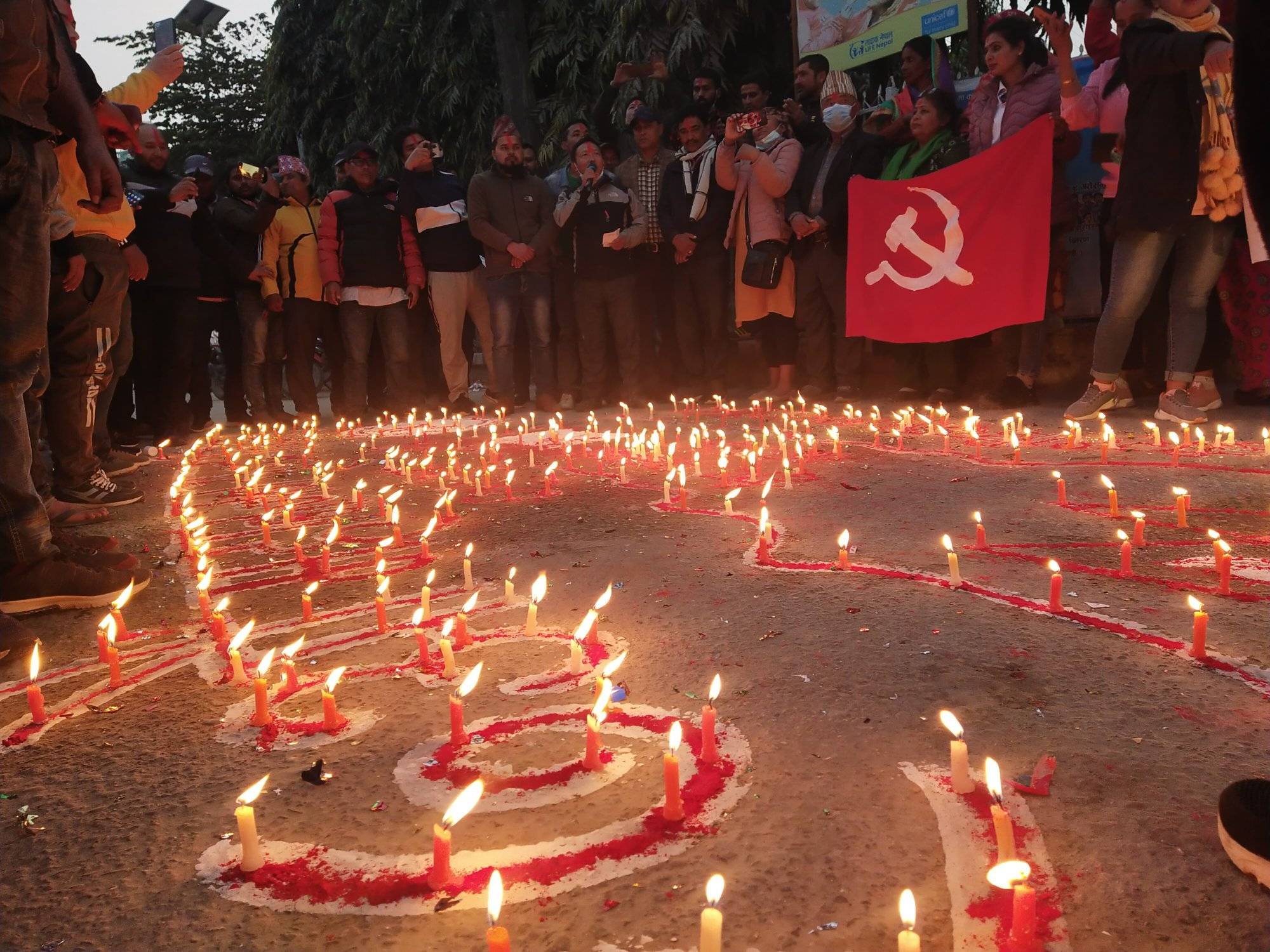 जनयुद्ध दिवसमा चन्द्रपुरमा माओवादी केन्द्रको दीप प्रज्ज्वलन