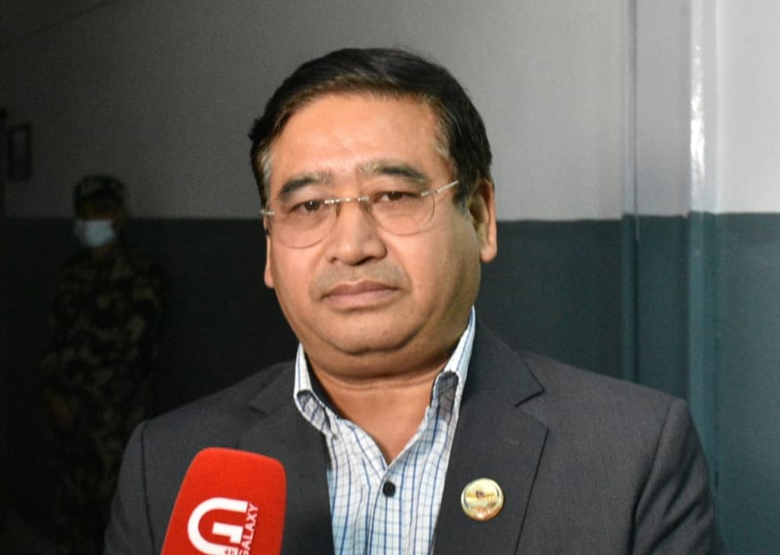 मन्त्री श्रेष्ठले भने- बाटाे बढाउने नाममा घर भत्काउनु हुँदैन