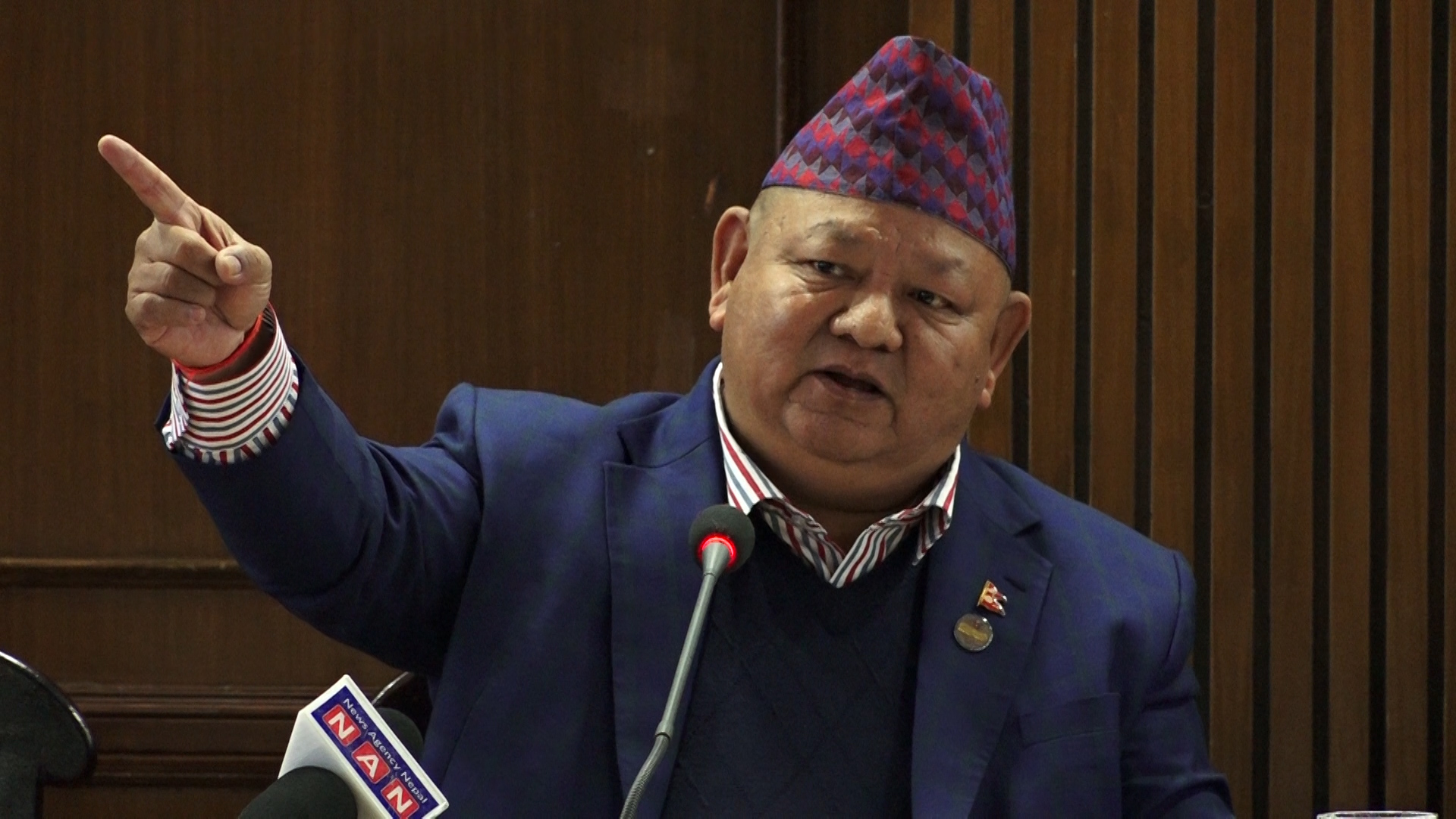 सरकारले जनताको पक्षमा काम गर्छ : मन्त्री आले