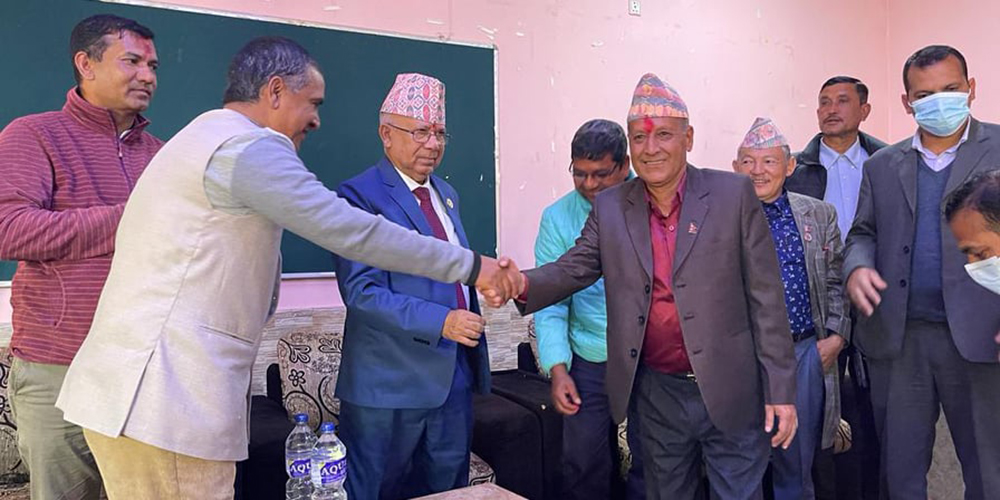 एमालेबाट निर्वाचित वडाध्यक्ष एकीकृत समाजवादीमा प्रवेश