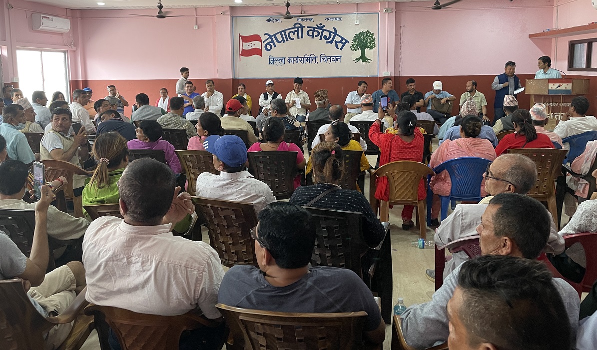 चितवनका कांग्रेस कार्यकर्ता भन्छन्- गठबन्धनलाई सघाउन तयार थियौं तर आफ्नैले घुस मागे