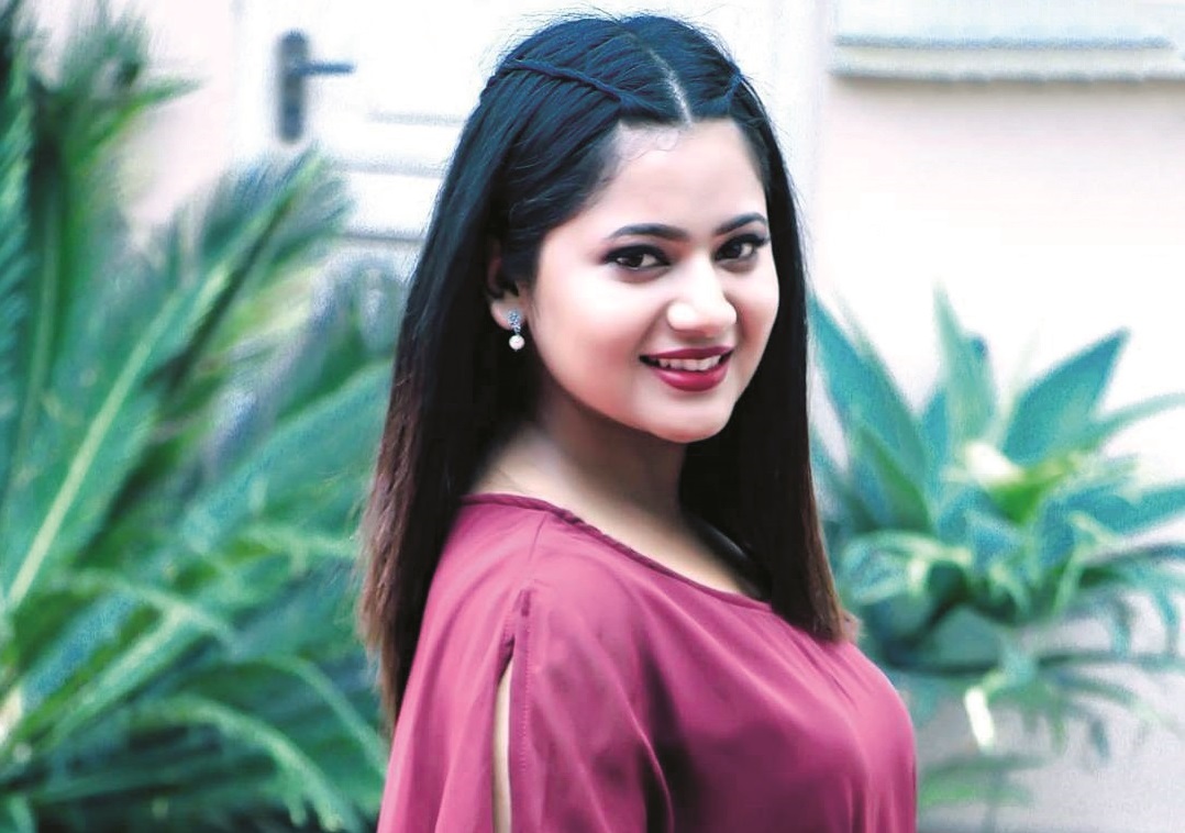 बिहे गरे पनि इन्डस्ट्री छाड्दिनँ : केकी अधिकारी