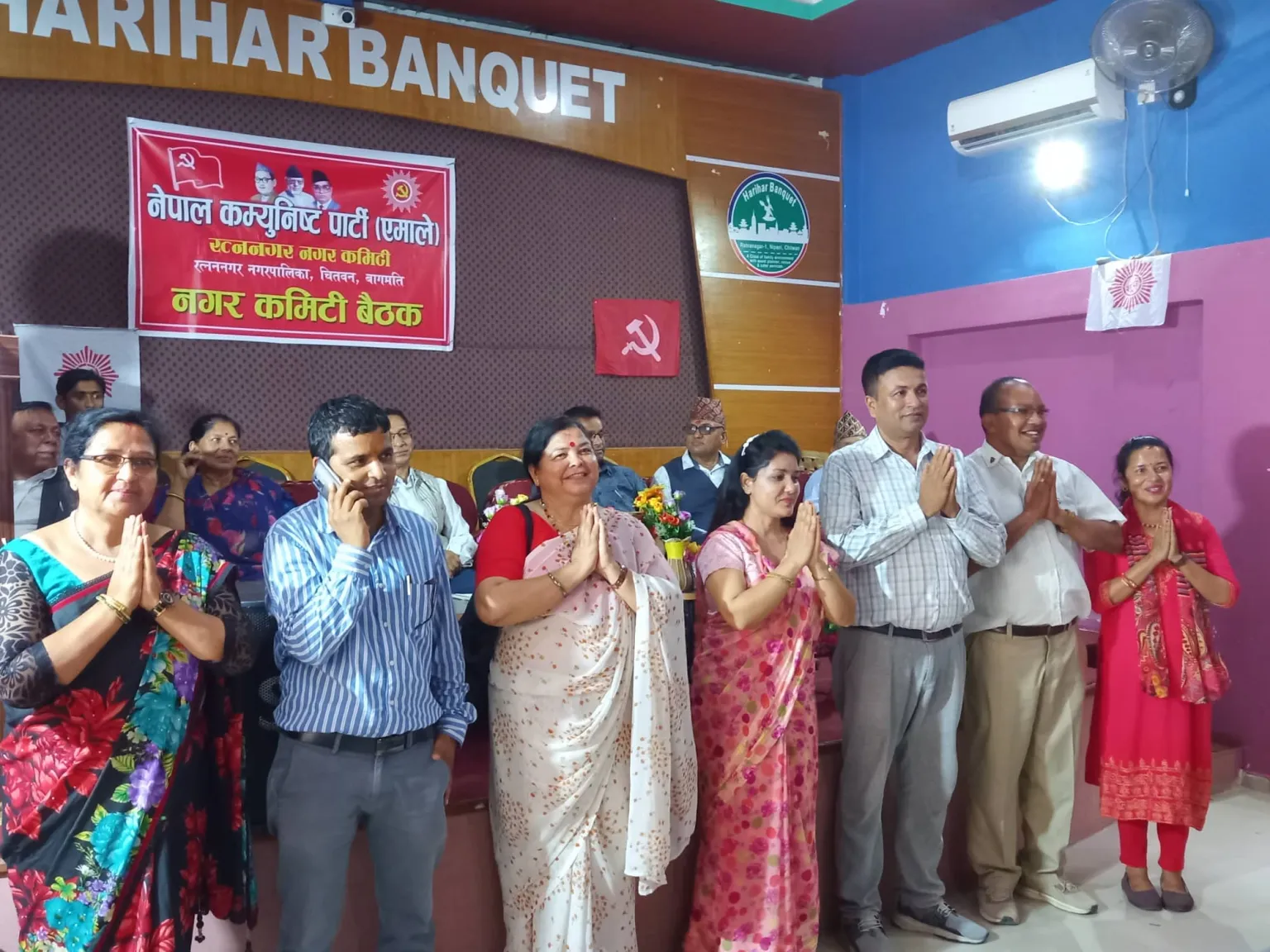 रत्ननगरमा नेकपा एमालेबाट मेयरमा ६ जना र उप–मेयरमा ८ जना आकांक्षी