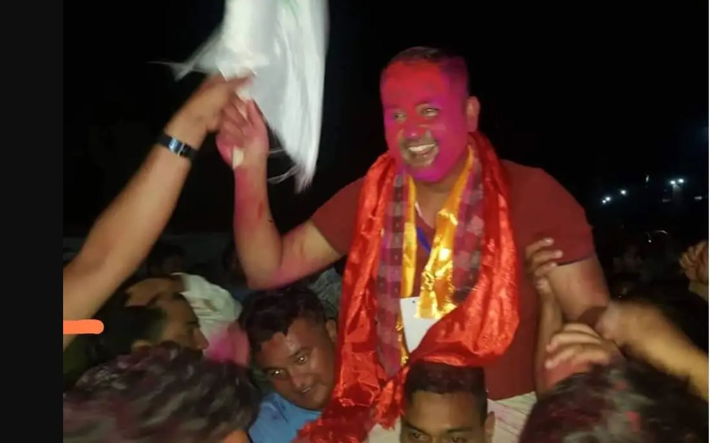 एमालेको इलाका मानिएको भरतपुर-१० मा कांग्रेसका खनाल वडाध्यक्षमा विजयी