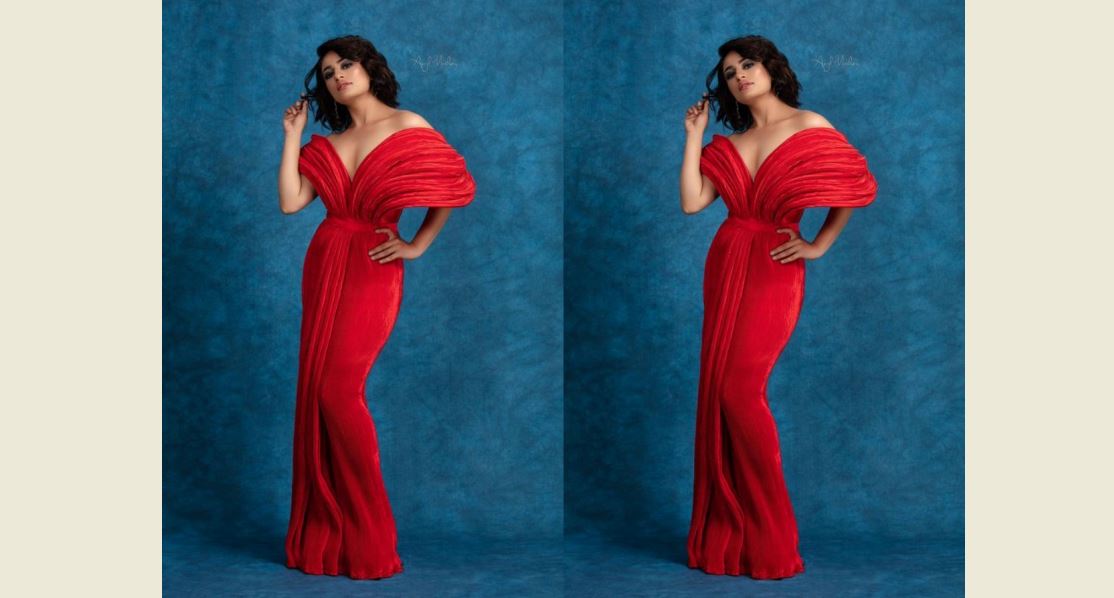 रातो पहिरनमा सजिएकी सुरक्षा पन्त