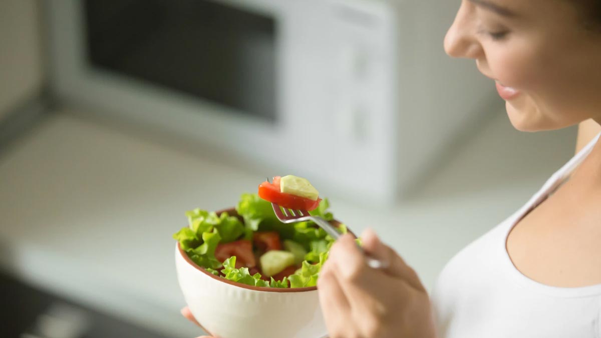 तौल कम गर्न रिभर्स डाइटिङ फाइदाजनक : के हो, कसरी गर्ने ?