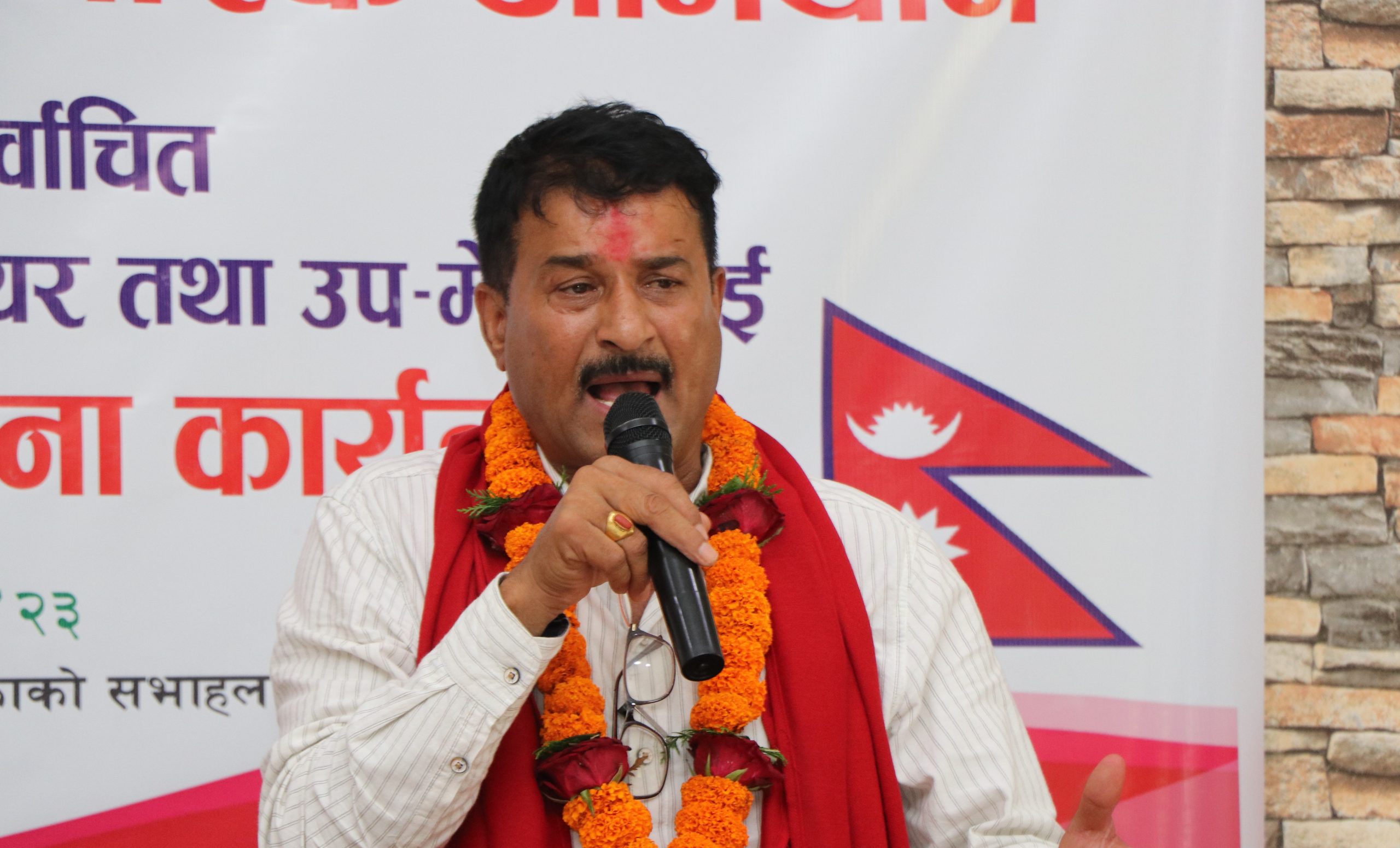 भरतपुरको गौरवका आयोजनाको काममा आलटाल गर्ने ठेकेदारलाई कारबाहीको चेतावनी