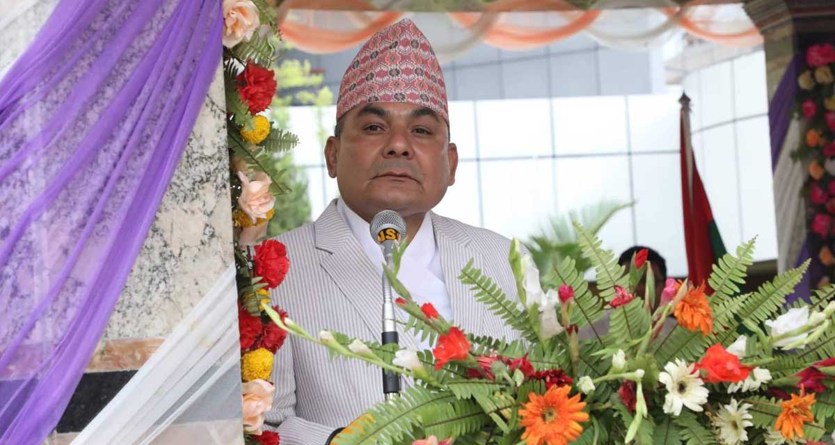 दुबईमा मेडिकल कलेज खोल्ने दुर्गा प्रसाईंको घोषणा