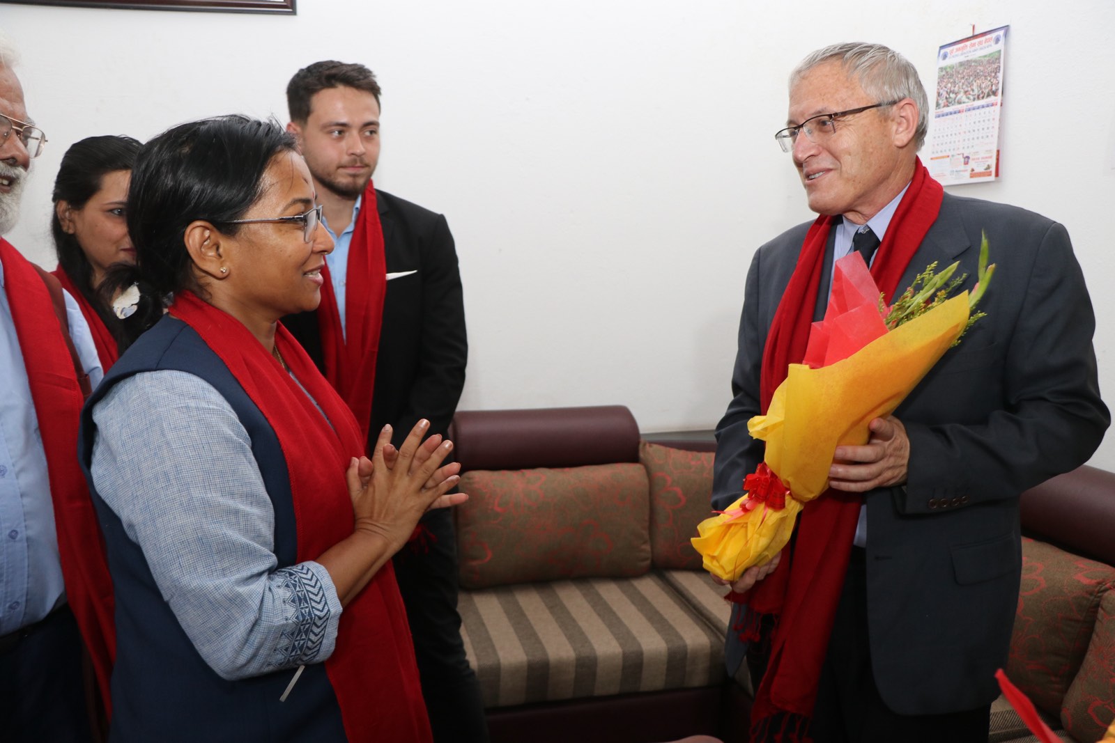 भरतपुर महानगर प्रमुख दाहाल र इजरायली राजदुत गोदारबीच भेटवार्ता