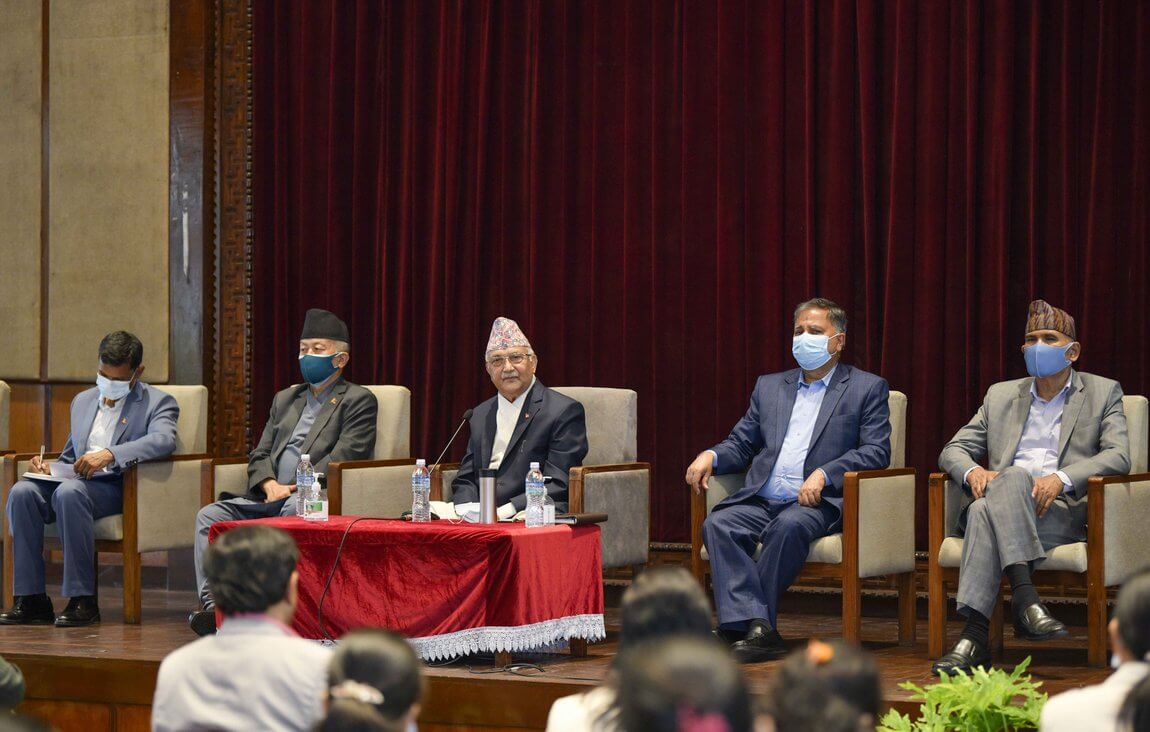 केन्द्रीय सदस्यसहित १० नेता एमालेबाट निष्काशित