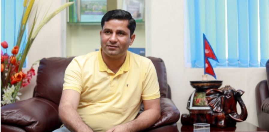 यातायात मन्त्रीकै गाडी ट्राफिक प्रहरीको फन्दामा