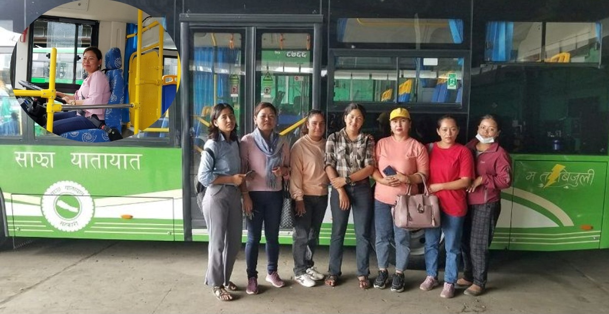 साझाले बिजुलीबाट चल्ने तीन वटा बस आजदेखि चलाउँदै, चालक र परिचालक महिला