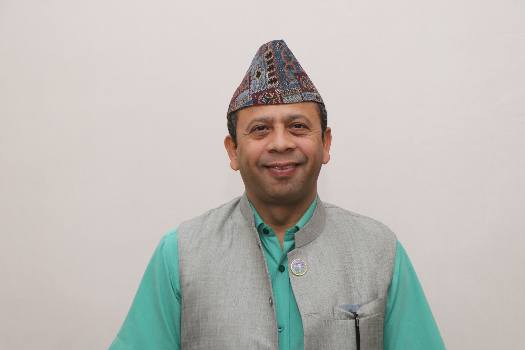 चितवन क्षेत्र नम्बर २  प्रदेश ‘ख’ बाट  प्रत्यक्ष तर्फको उम्मेदवारमा अधिकारी सिफारिस