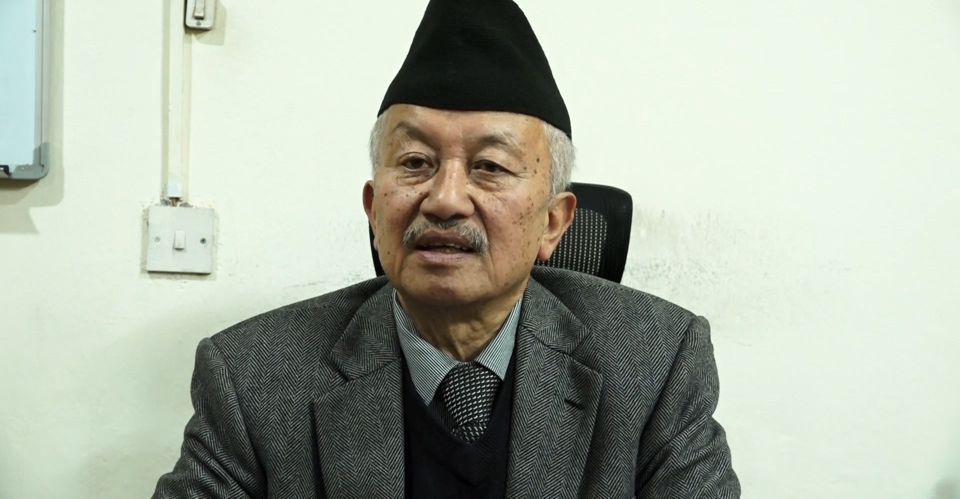 राजनीतिमा ‘सुवास’ छरेर अस्ताए नेम्वाङ