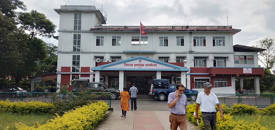 चितवनका स्वास्थ्य संस्थामा अप्रत्यासित घटना व्यवस्थापन गर्न द्रुत प्रतिकार्य टोली