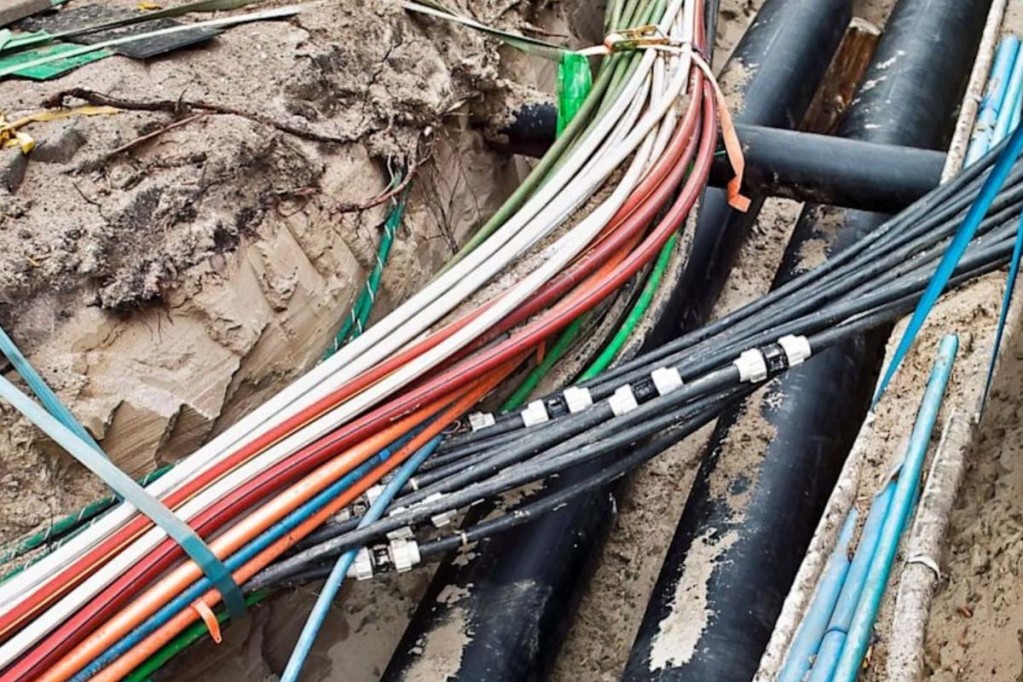 भरतपुरका दुई मुख्य सडकको भूमिगत विद्युतीकरण ६० प्रतिशत सकियो