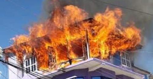 वडाध्यक्षलाई कोठाभित्र थुनेर घरमा लगाइयो आगो