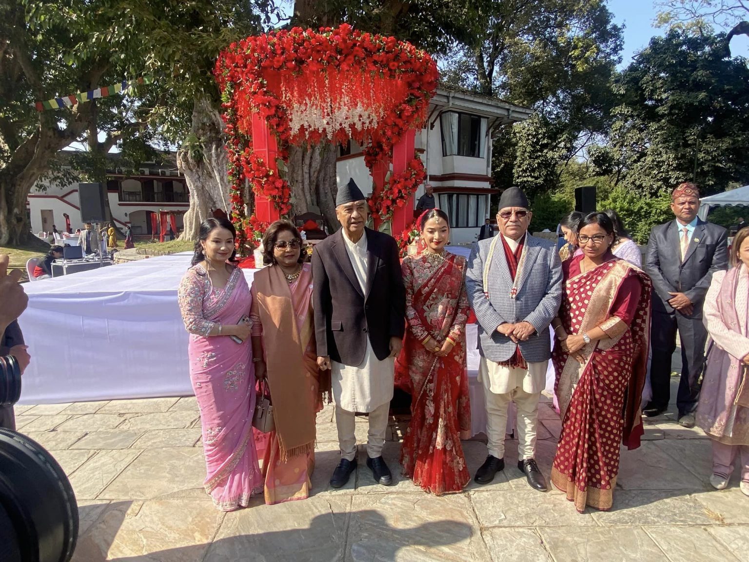 ‘निम्ता नपाएर चिढिएकाले प्रचण्डकी नातिनीको सामान्य विवाहको विरोध गरे’