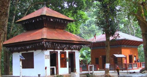 संरक्षणको पर्खाइमा चितवनको बाल्मीकि आश्रम