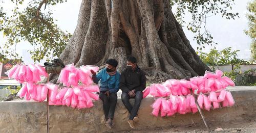 अखाद्य रङयुक्त कटन क्यान्डी प्रयोग तथा बिक्री गरे पाँच हजारदेखि दुई लाखसम्म जरिबाना