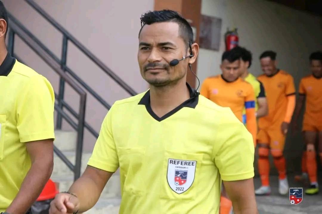 चितवनका प्रकाश भुजेल बने फिफा रेफ्री