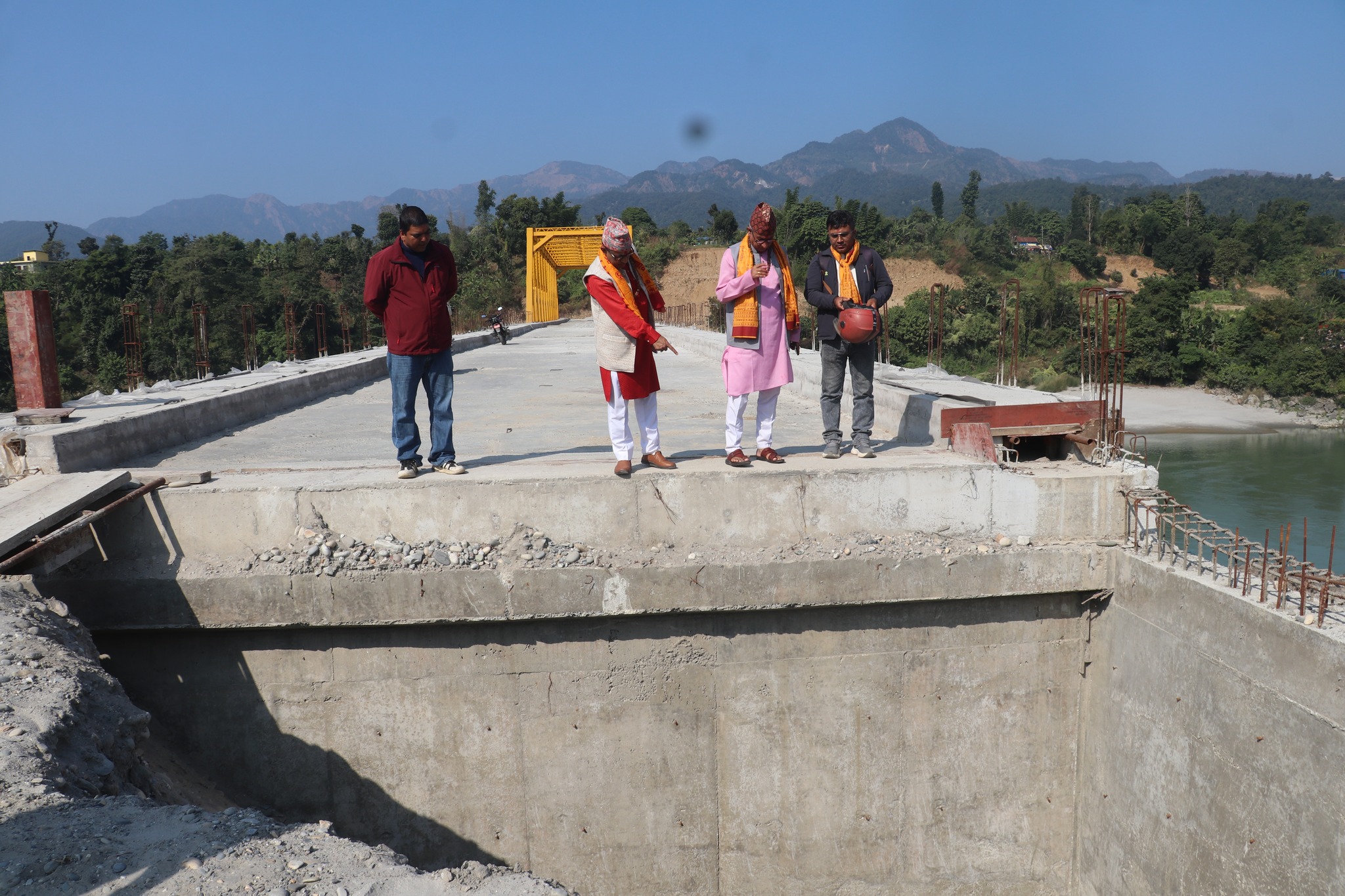 भरतपुर–देवघाट जोड्ने ठिमुरा पुल अन्तिम चरणमा, माघे सक्रान्तिबाट सञ्चालन हुँदै