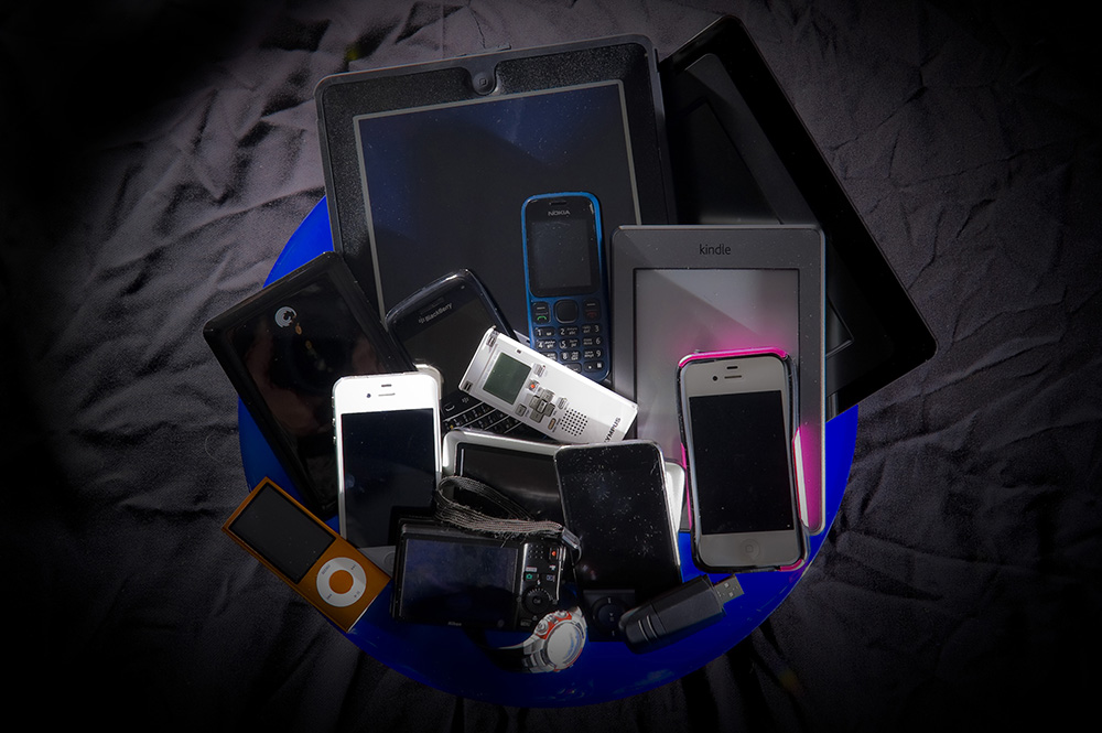 नयाँ आविष्कार- अब इलेक्ट्रोनिक ग्याजेट हथौडाले हने पनि नफुट्ने