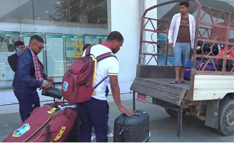 थोत्रे भ्यानमा वेस्ट इन्डिजका खेलाडीको लगेज, क्यानको आलोचना