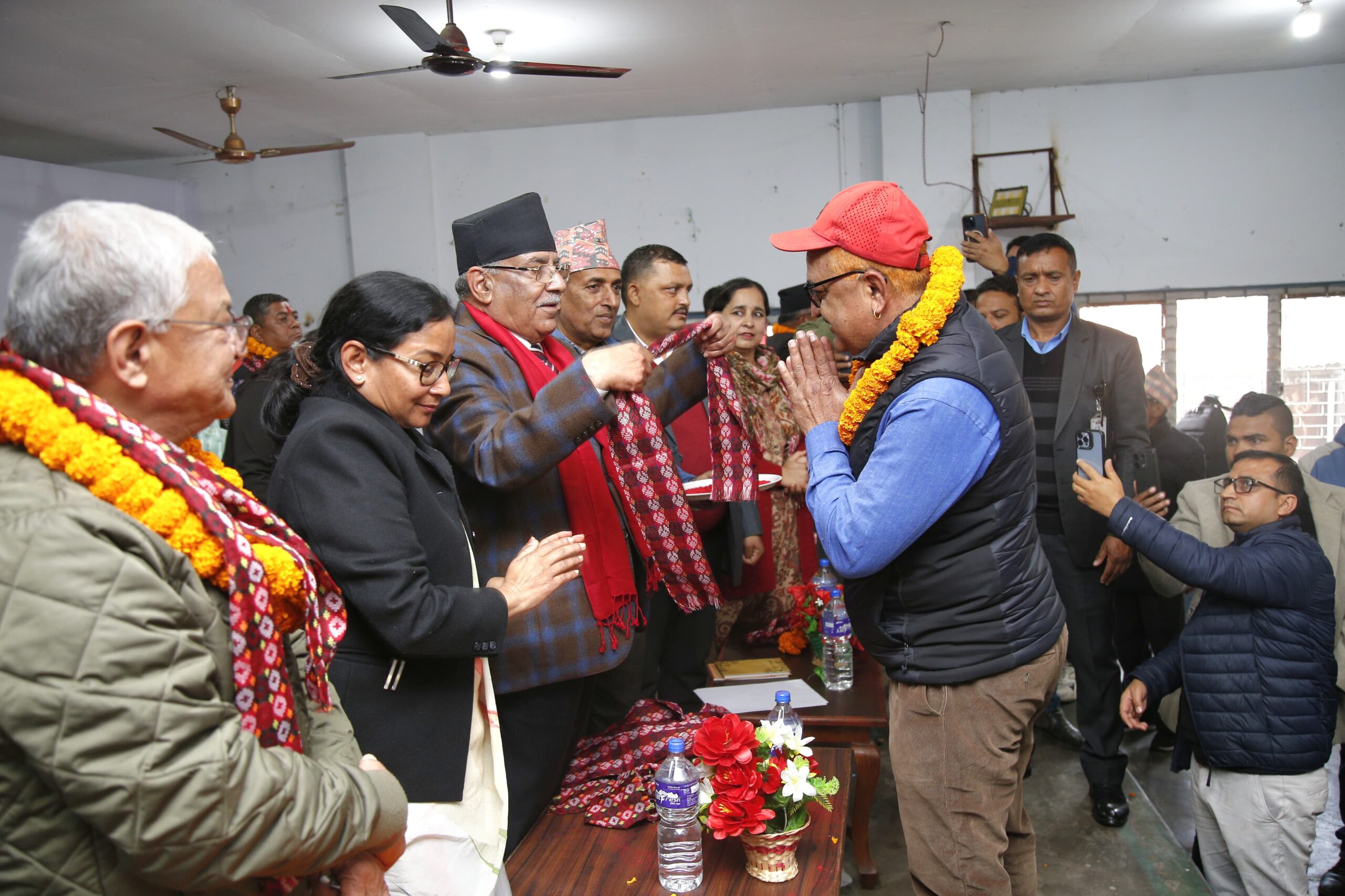 माओवादी केन्द्रको पक्षमा देशव्यापी नयाँ लहर सुरु भएको छः प्रचण्ड