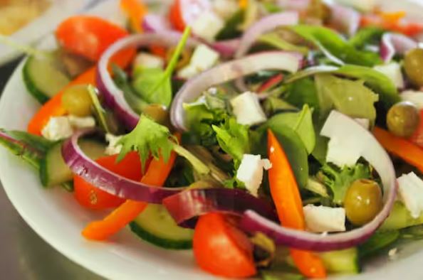 सलादमा नमिसाउनुहोस्, कागती र नुन, हुनेछ धेरै बेफाइदा