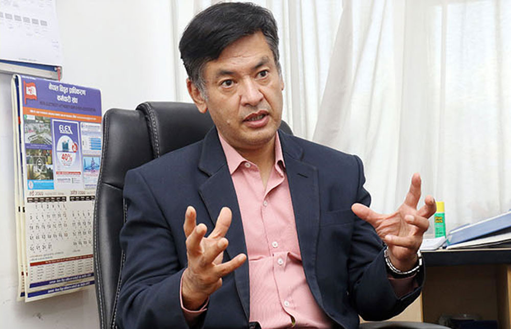 विद्युत आपूर्ति समस्या बुझ्न प्राधिकरणका कार्यकारी निर्देशक शाक्य चितवनमा