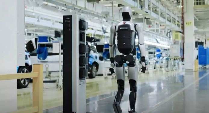 चीनले बनायो विश्वको पहिलो स्वायत्त मानवीय रोबोट, ७ दिनसम्म आफैँ गर्ने क्षमता