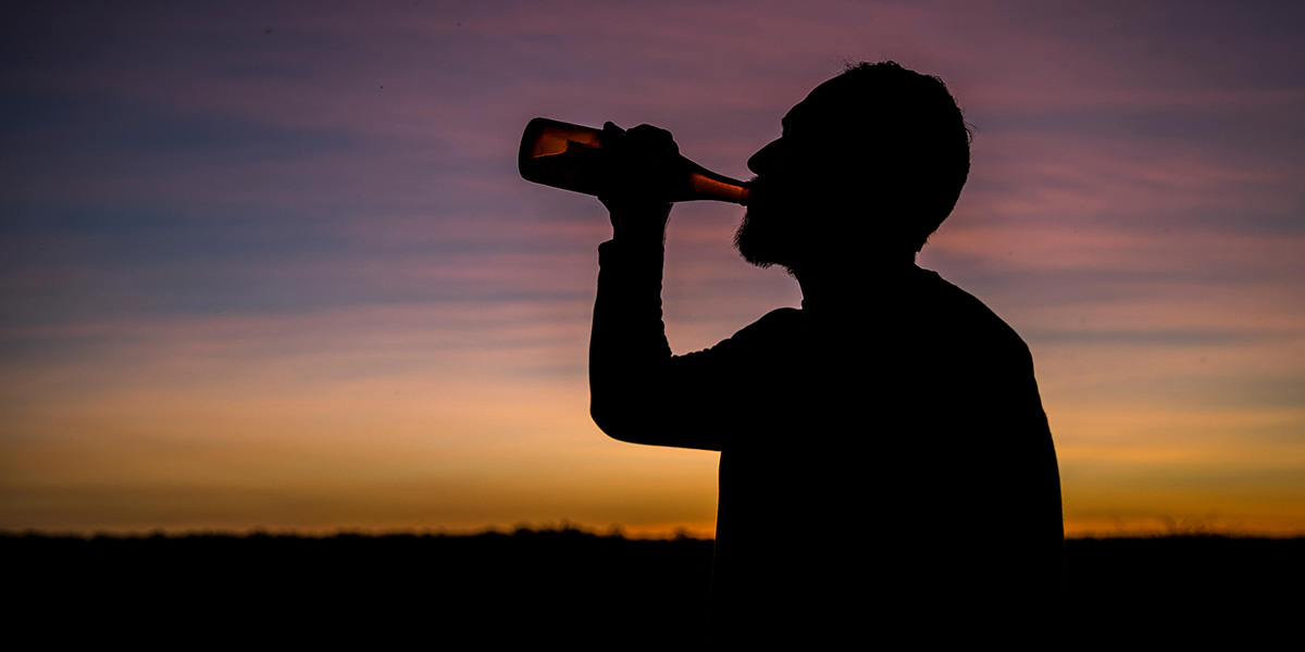 विषाक्त मदिरा सेवन गर्दा कुवेतमा कम्तीमा सात नेपालीको मृत्यु