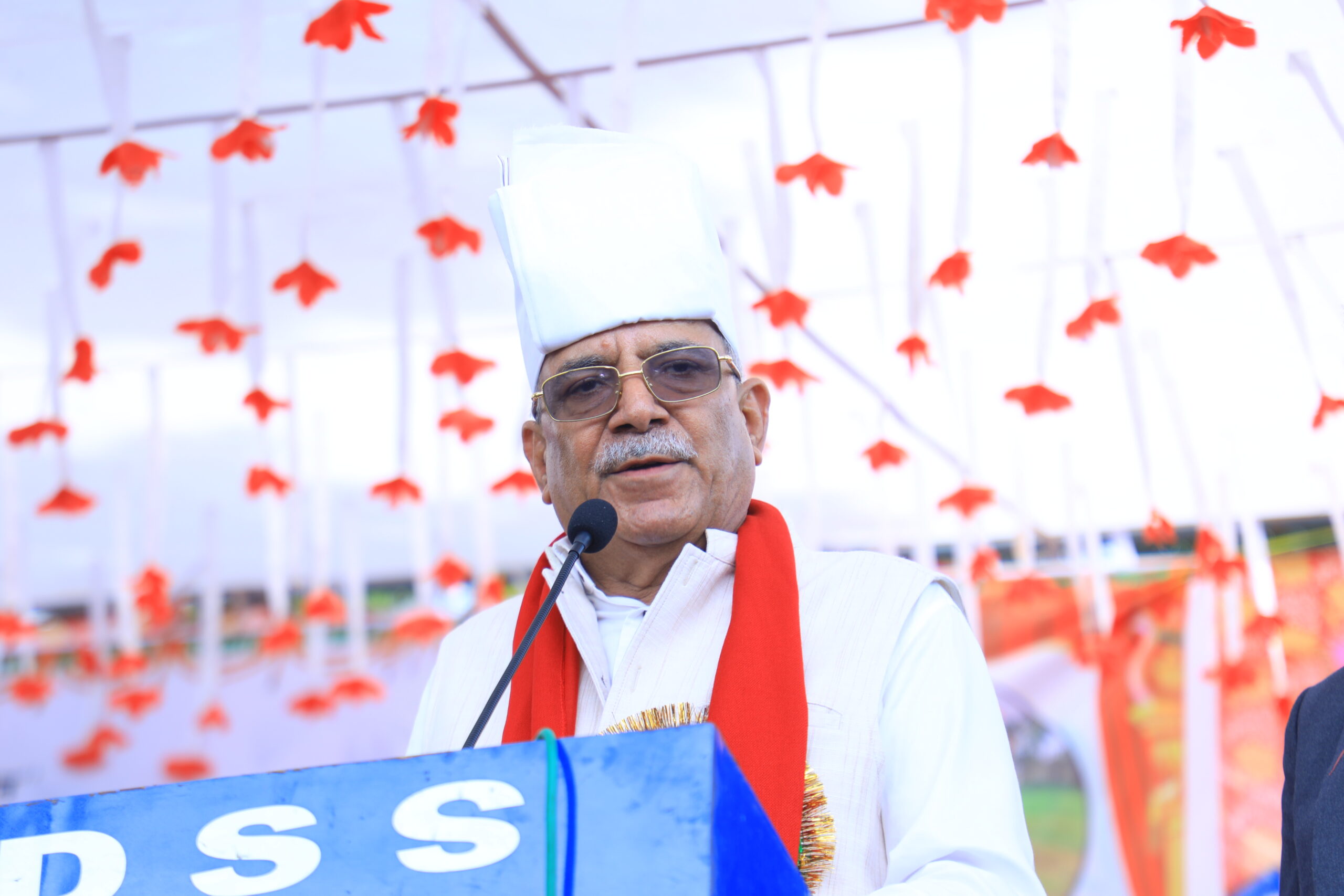 थारू समुदायको इतिहास, संस्कृति जोगाउन विशेष वा स्वायत्त क्षेत्र दिनुपर्छः अध्यक्ष दाहाल